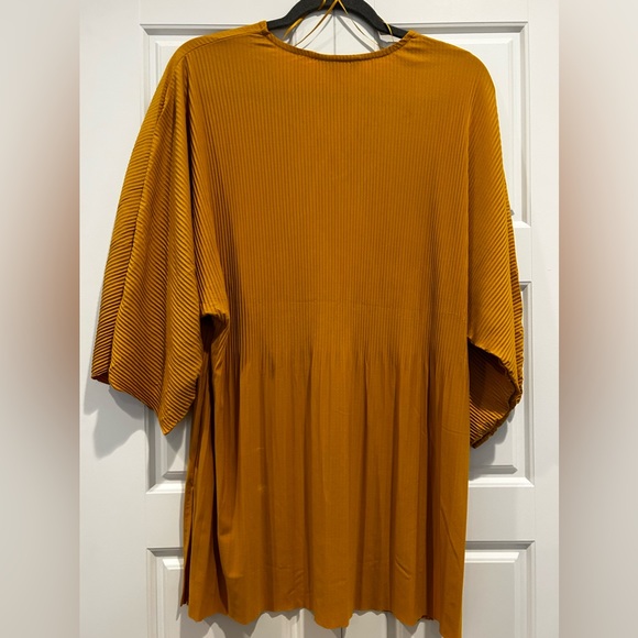 Blouse - Picture 4 of 4